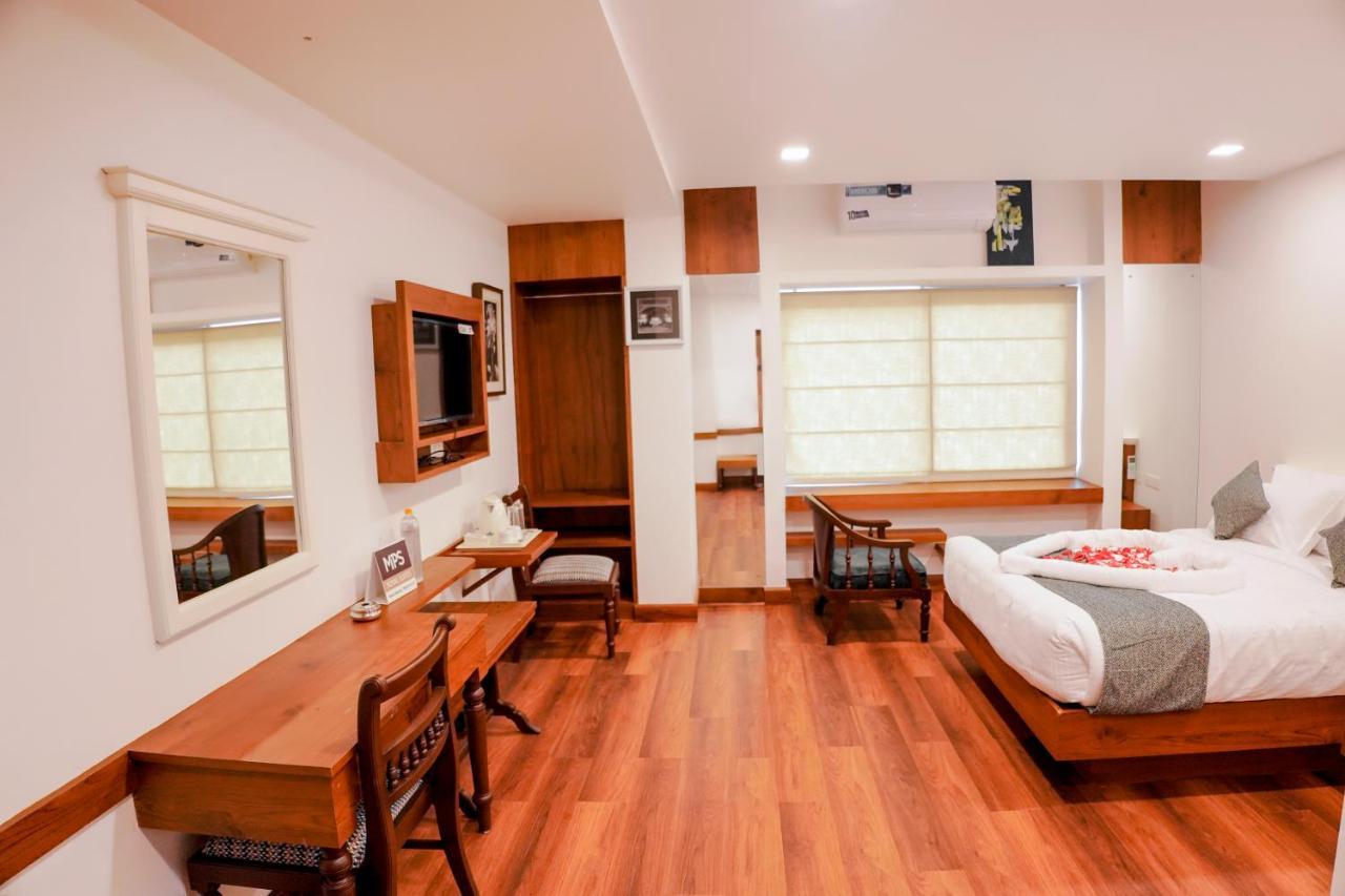Mpsroyalsuites Perintalmanna Экстерьер фото