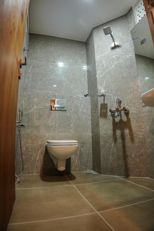 Mpsroyalsuites Perintalmanna Экстерьер фото
