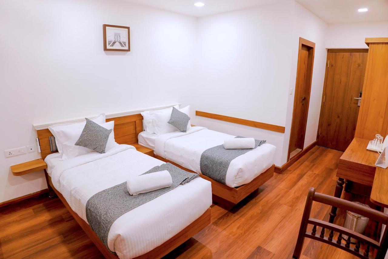 Mpsroyalsuites Perintalmanna Экстерьер фото