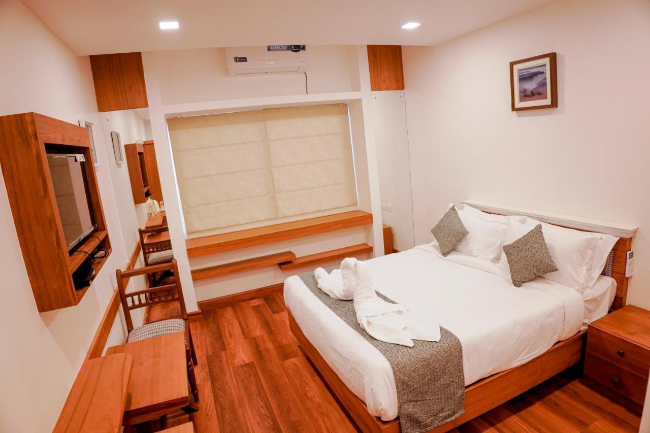 Mpsroyalsuites Perintalmanna Экстерьер фото