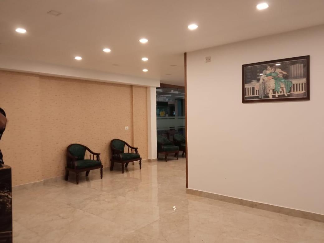 Mpsroyalsuites Perintalmanna Экстерьер фото